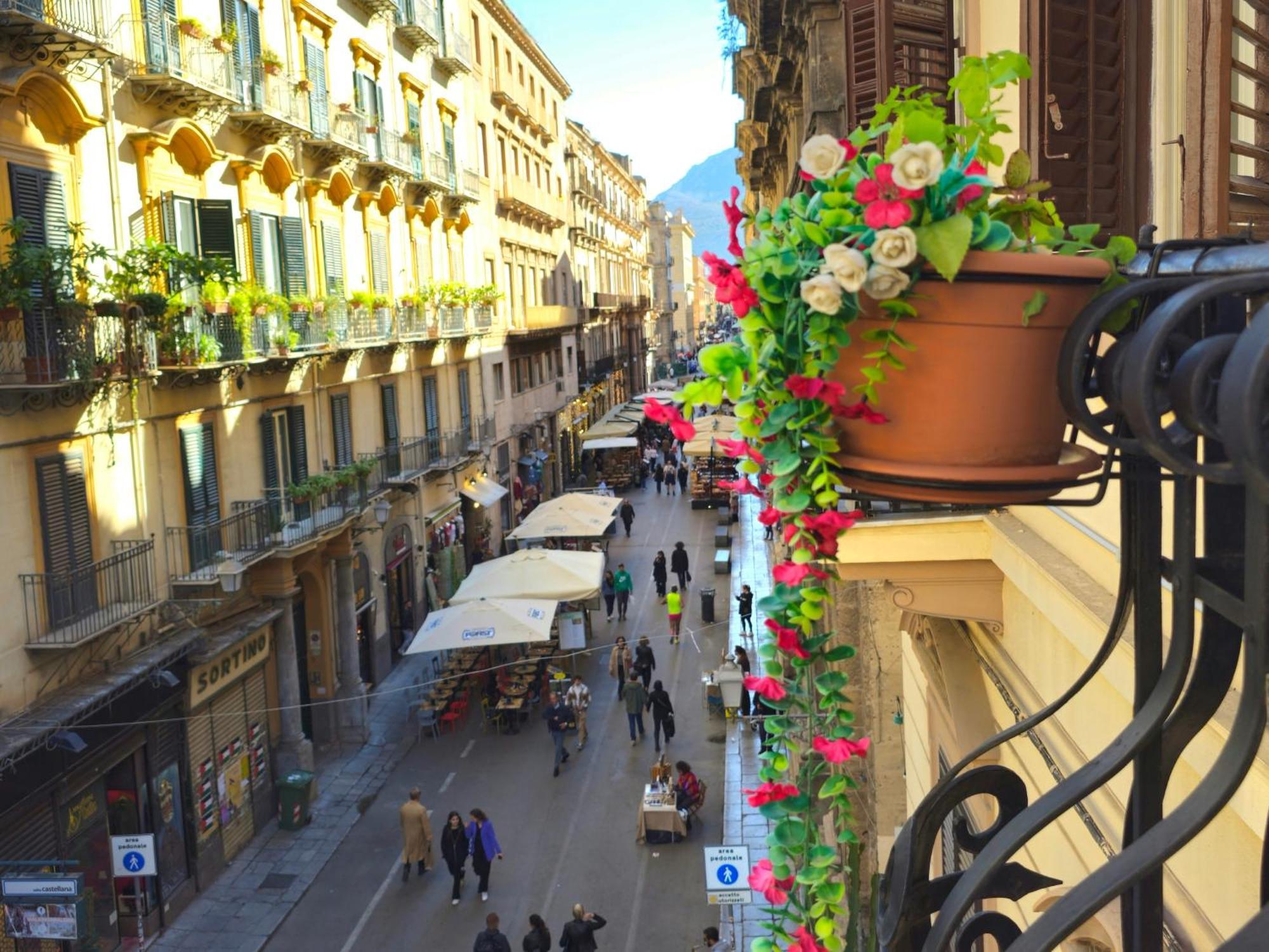Teatro Del Sole Apartment باليرمو المظهر الخارجي الصورة